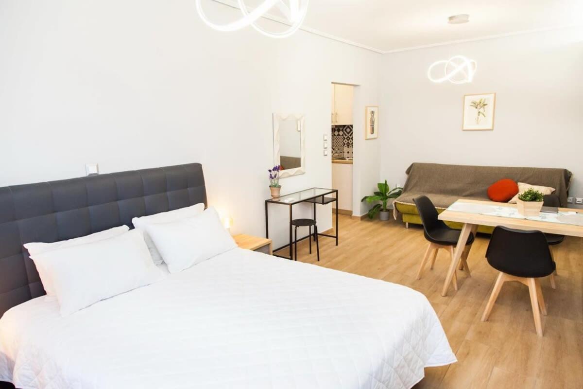 Contemporary And Chic Apartment In Central Athene Buitenkant foto