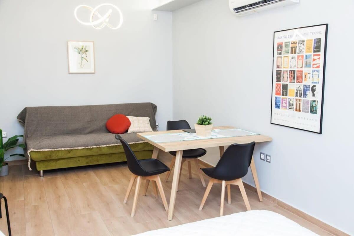 Contemporary And Chic Apartment In Central Athene Buitenkant foto